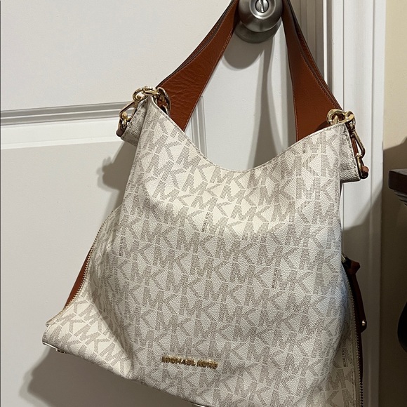 Michael Kors Handbags - Cream and cognac color bag in GUC